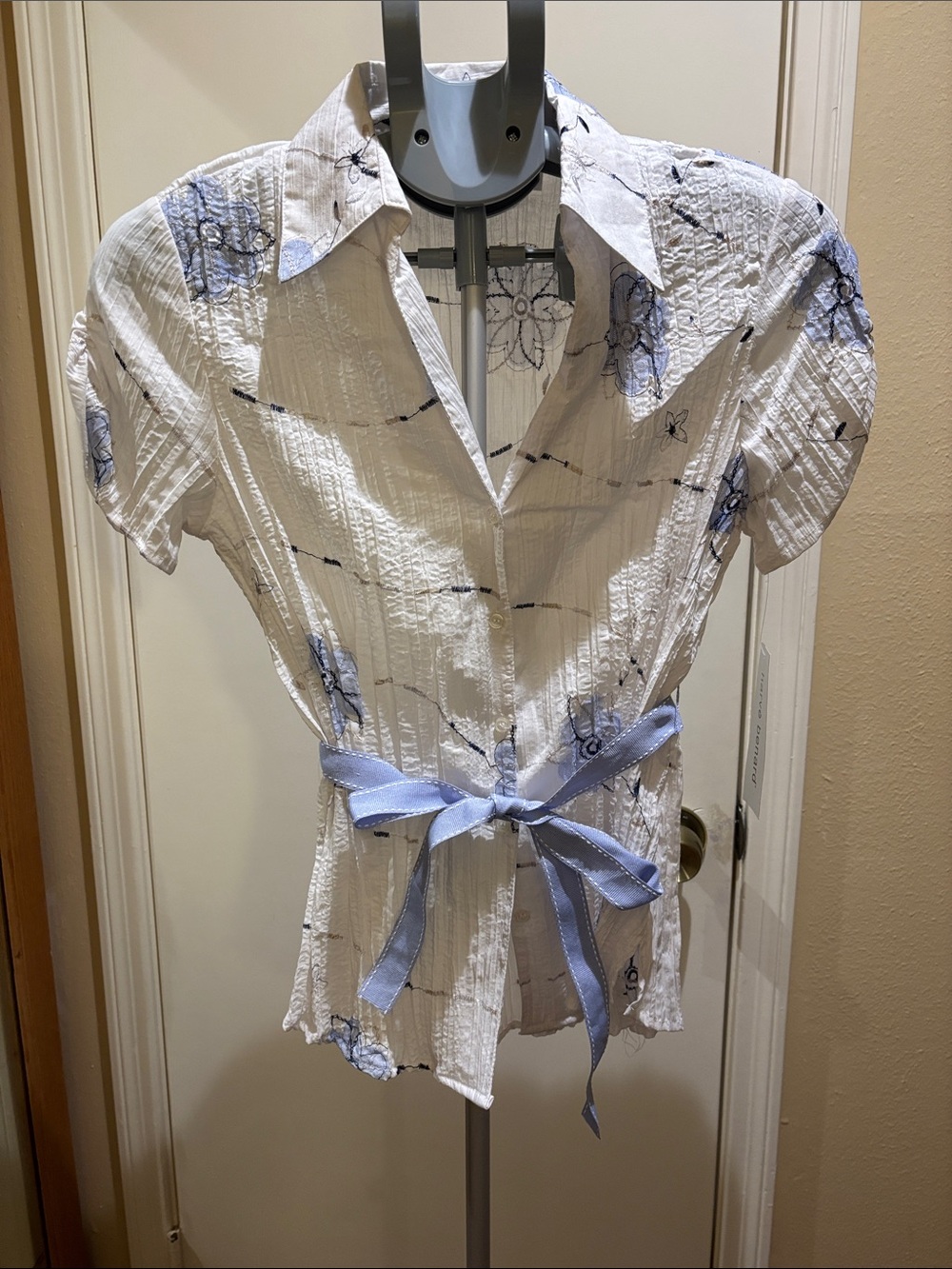 Harve Benard White Button-Up Blouse with Light Blue Floral Print and Waist Tie